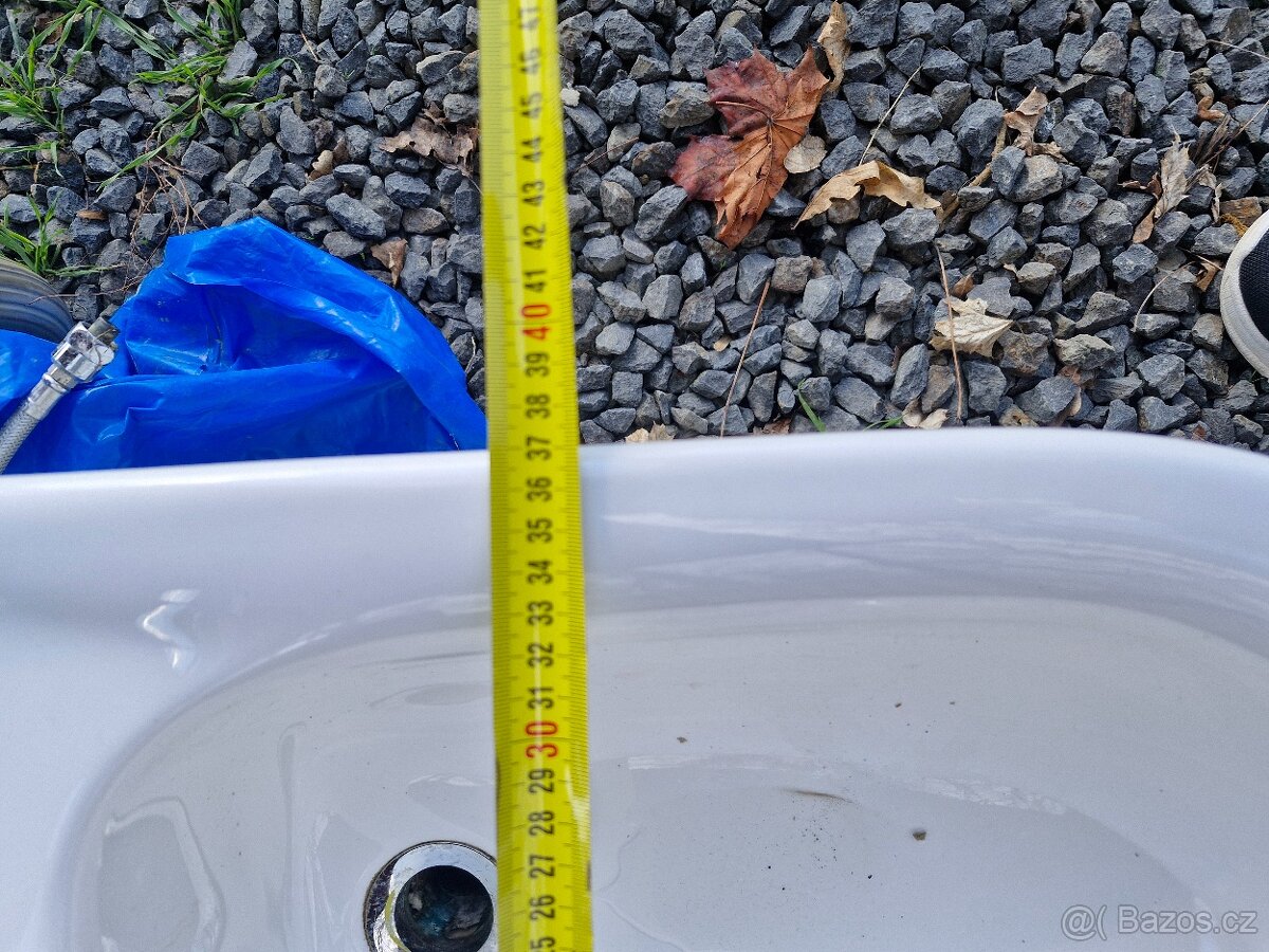 Bidet s baterii - 5