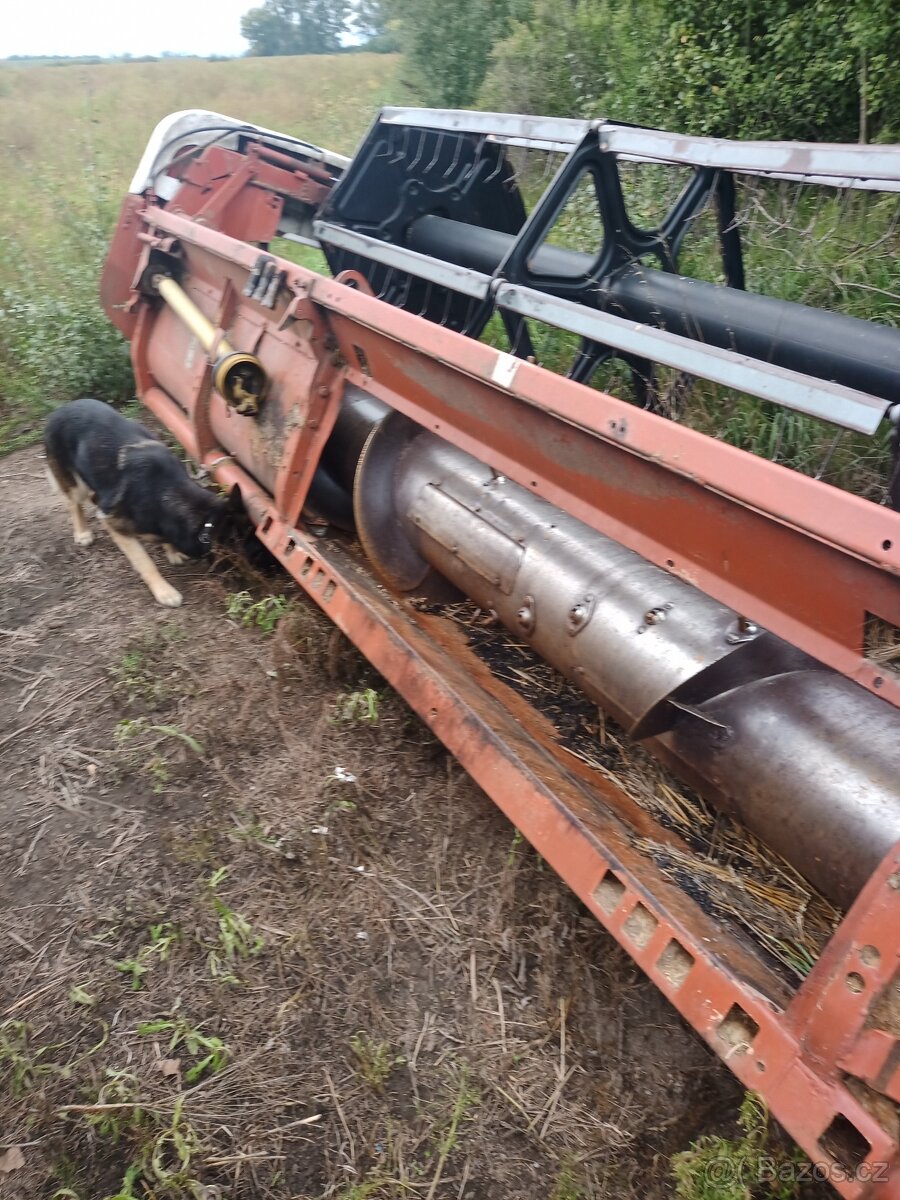 rozpredam kombajn NH626 vozik adapter - 5