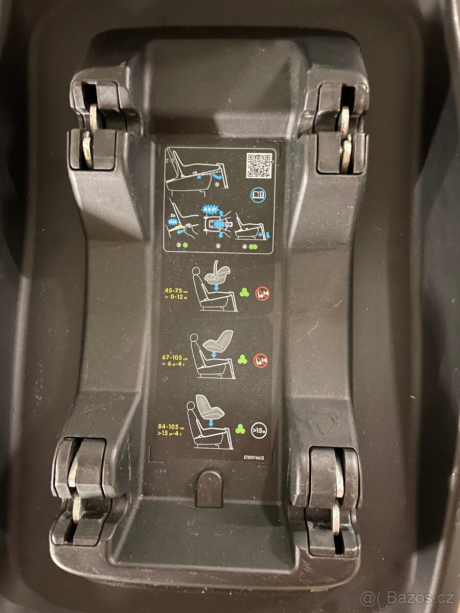 Autosedačka Maxi Cosi Rock se základnou - 5