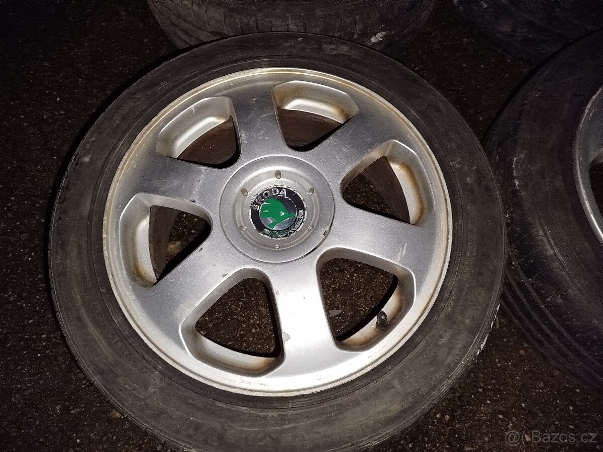 Alu kola Octavia r15 - 5