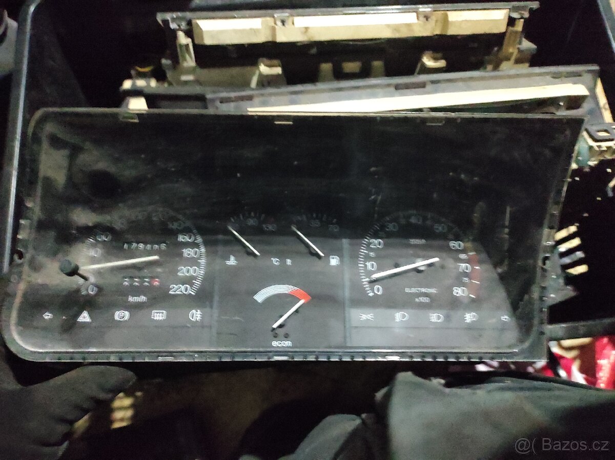 Lancia thema budíky - 5