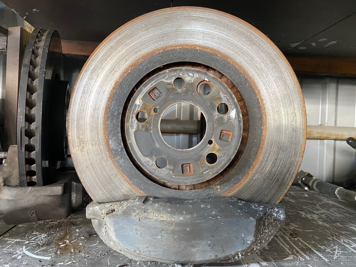 Brzdy Lexus GS430 - 5