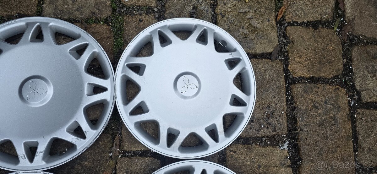 Poklice Mitsubishi 15" - 5