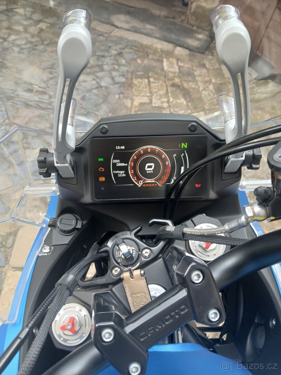 CF MOTO 650 PREMIUM - 5