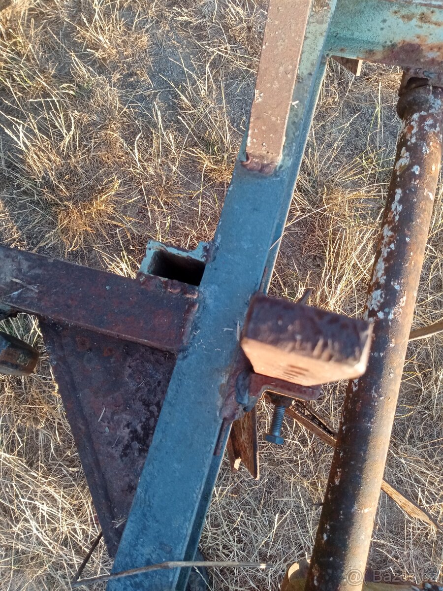 Prodám sazeč na brambory, babosed - 5