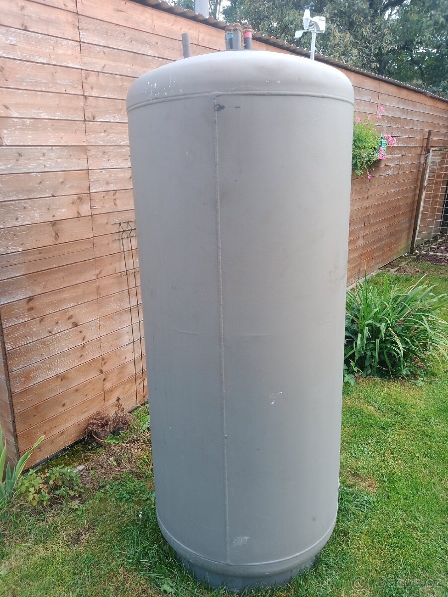 Akumulační nádrž Regulus 750L - 5