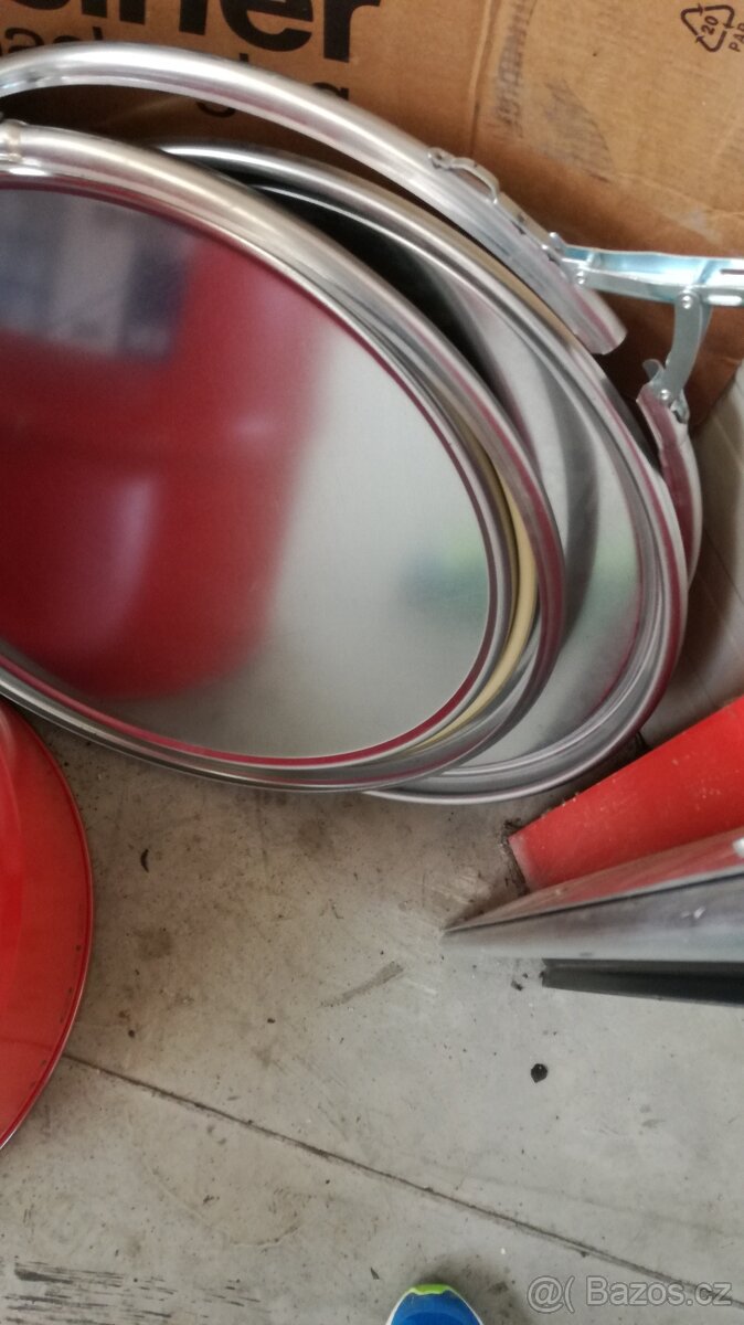 Bečka 200 litrů + 20 litru plechová s uzavíratelným víkem - 5