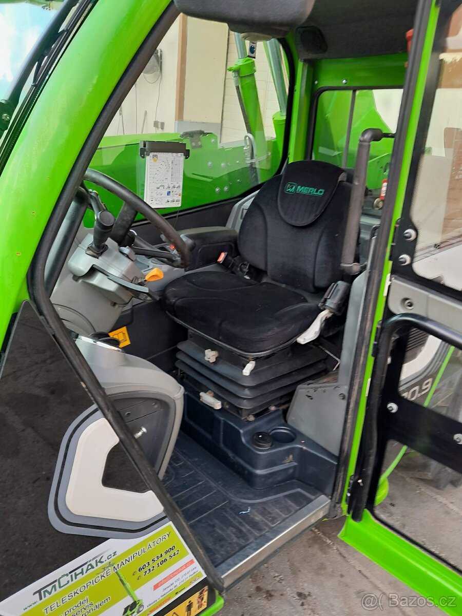 Teleskopický manipulátor MERLO TF30.9 a TF33.7-115 - 5