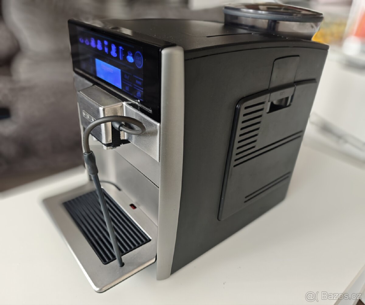 Kávovar Siemens EQ.6 plus, plně automatický/19barů - 5