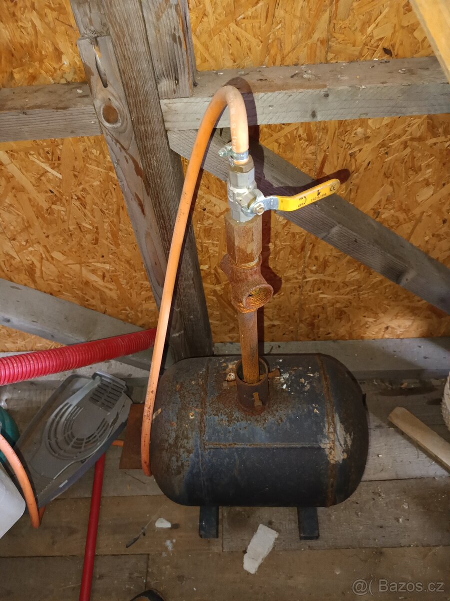 Kovadlina, nářadí, plynová výheň - 5