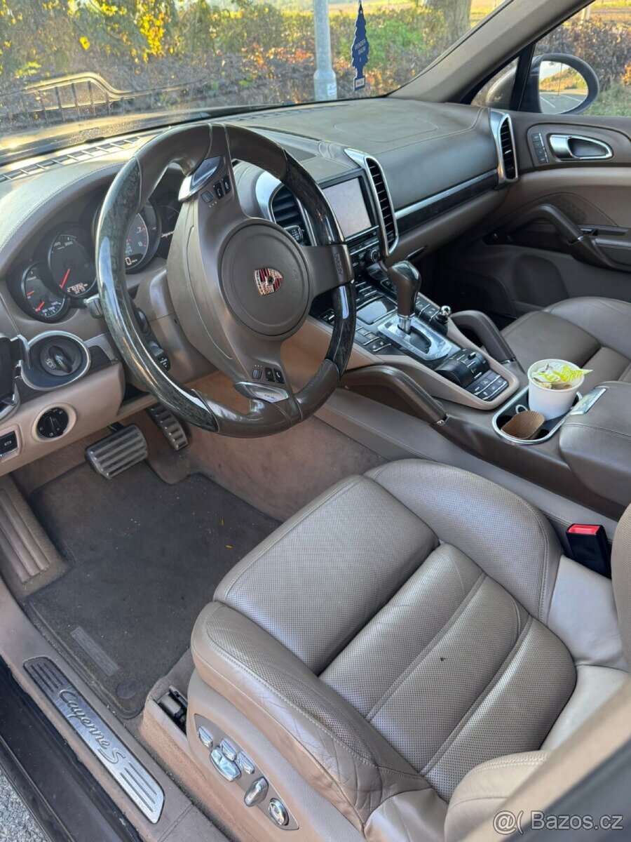 Porsche Cayenne na splátky bez registru - 5