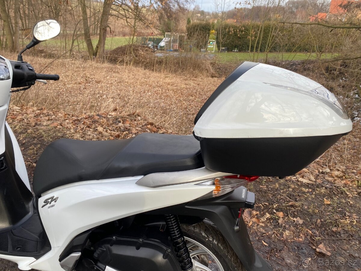 Honda SH 125 (2015) ABS - 5