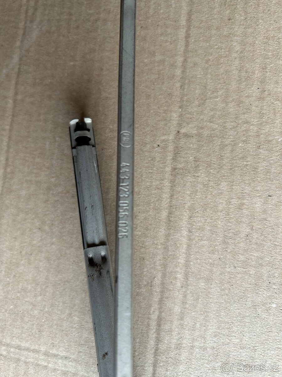 Stěrač Škoda 100, 1000 mb - 5