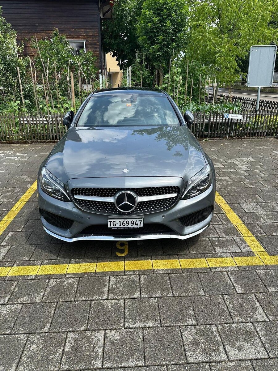 Mercedes benz C205 - 5