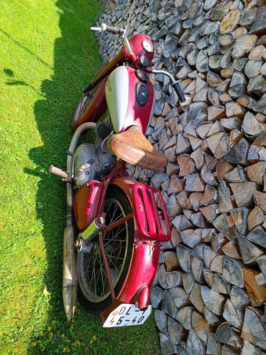 Jawa Pérák 250 po GO motoru s doklady 1951 - 5