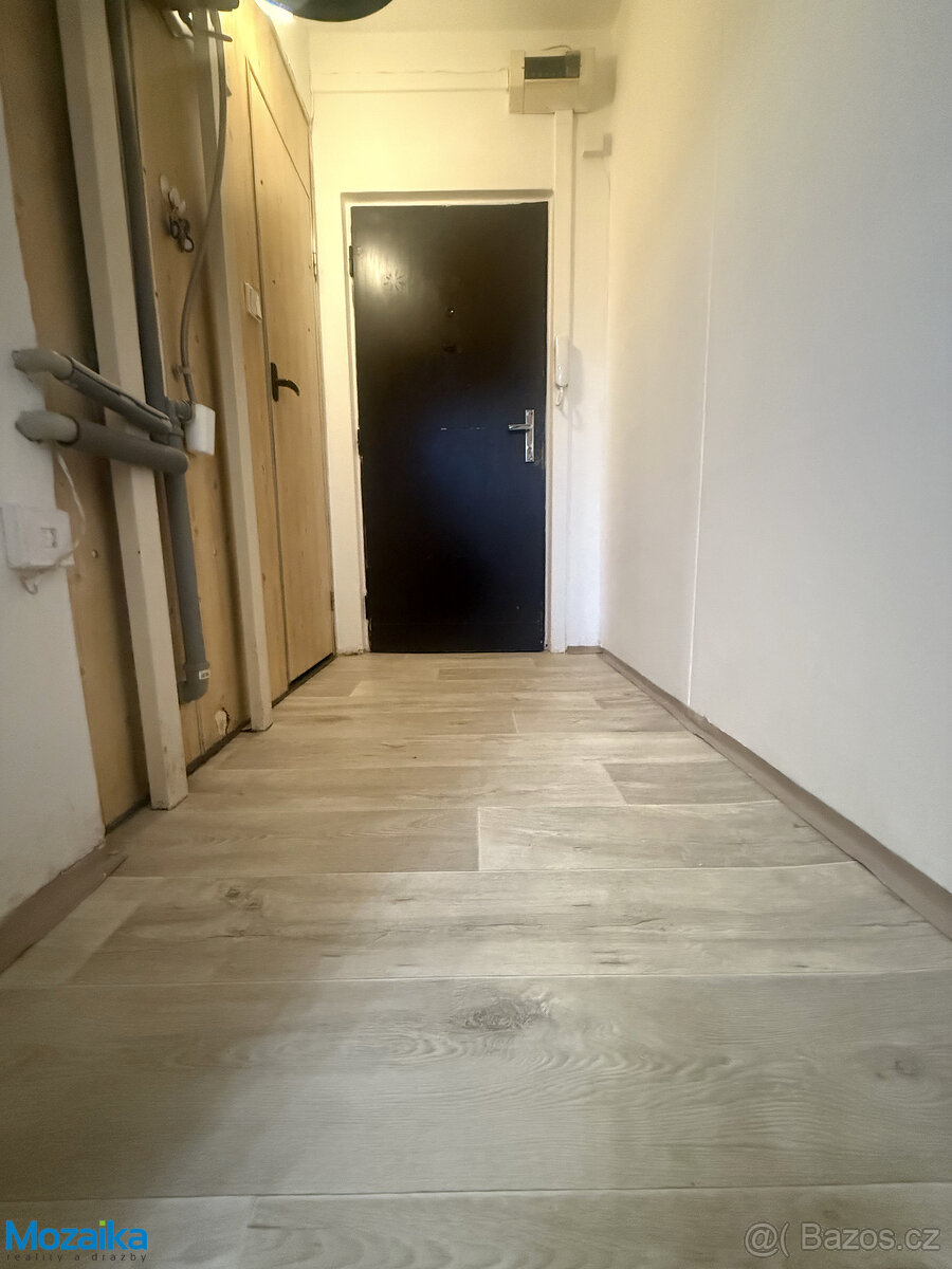 Pronájem bytu 1+1 na ul.Dukelská v Litomyšli. CP 35m2. - 5
