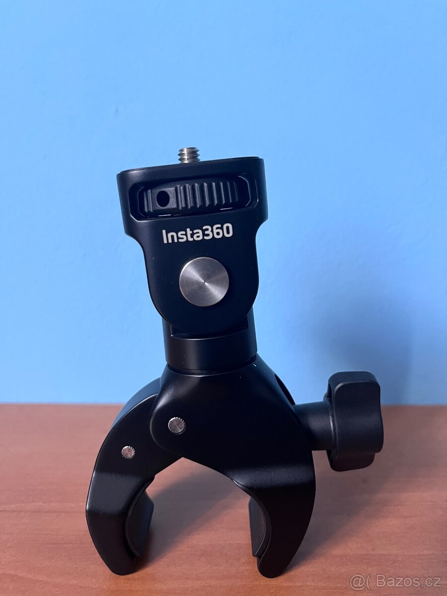 INSTA360 X5 + doplňky - 5