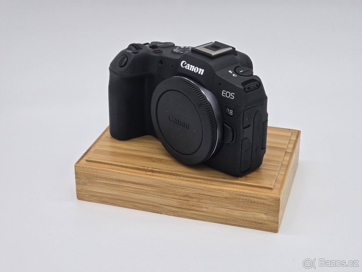 Canon R8 TOP STAV - 5