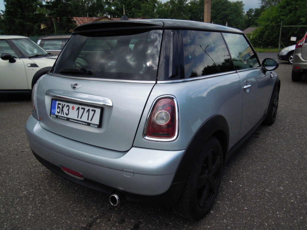 Mini Cooper 1.6D 80kw(109hp) r.v.9/2010 pěkný stav - 5
