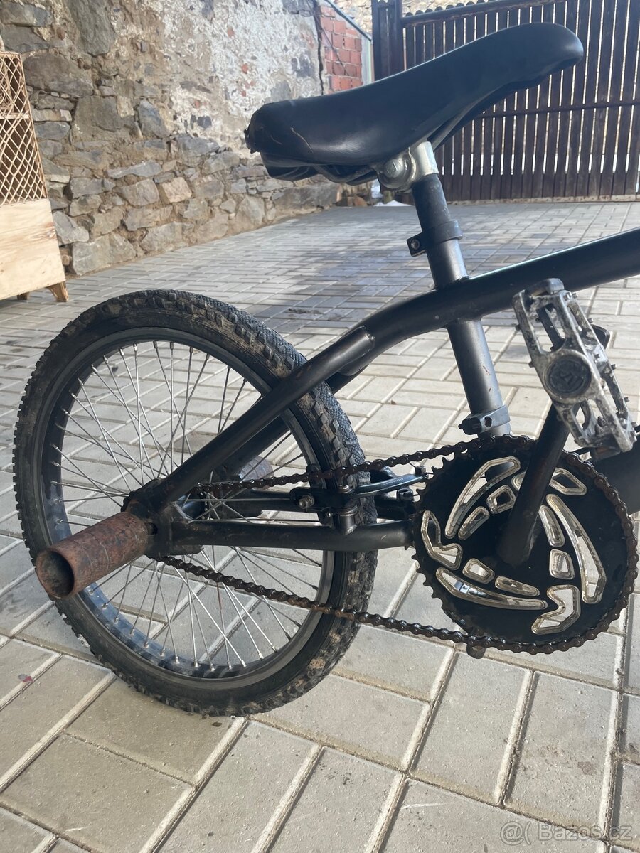 Bmx cerne s pegama - 5