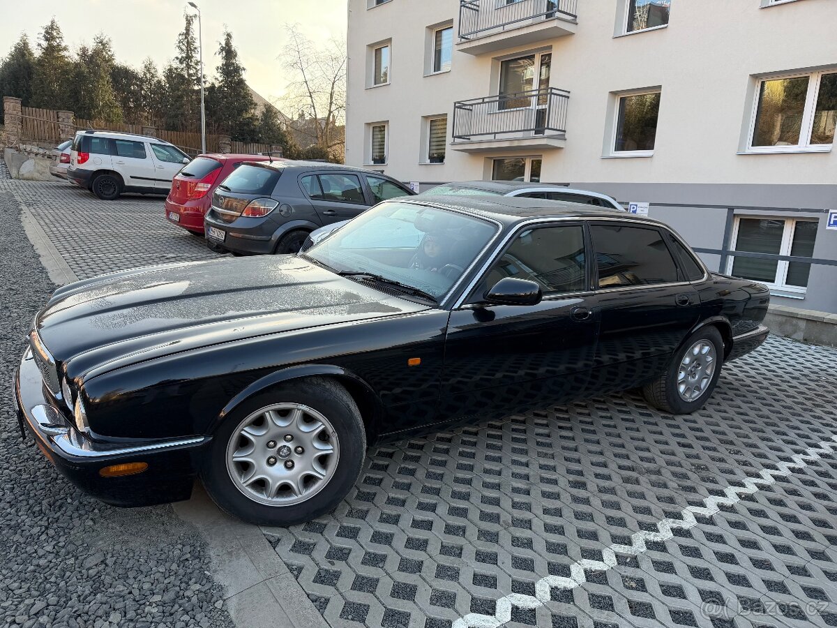 Jaguar xj8 3.2 V8 - 5
