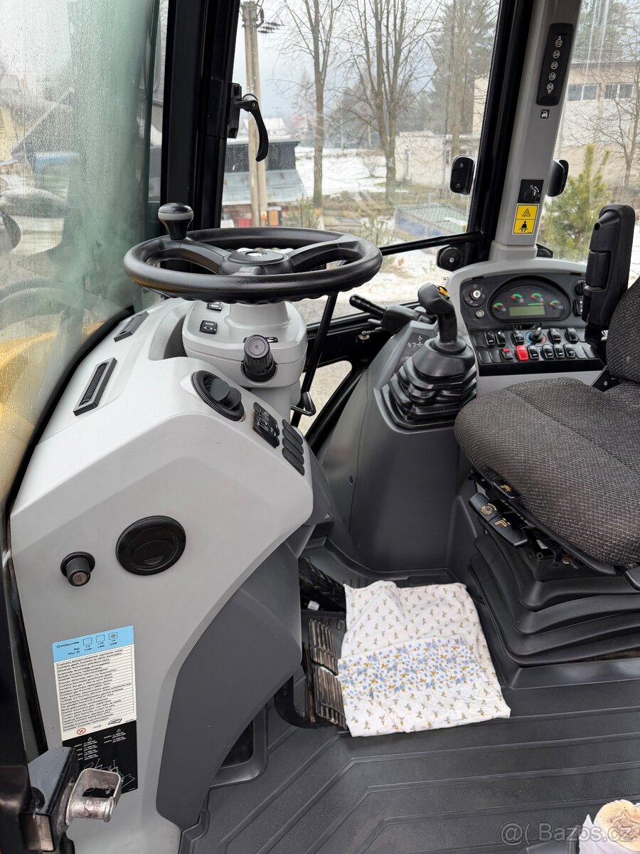 Predam Caterpillar 444 - 5