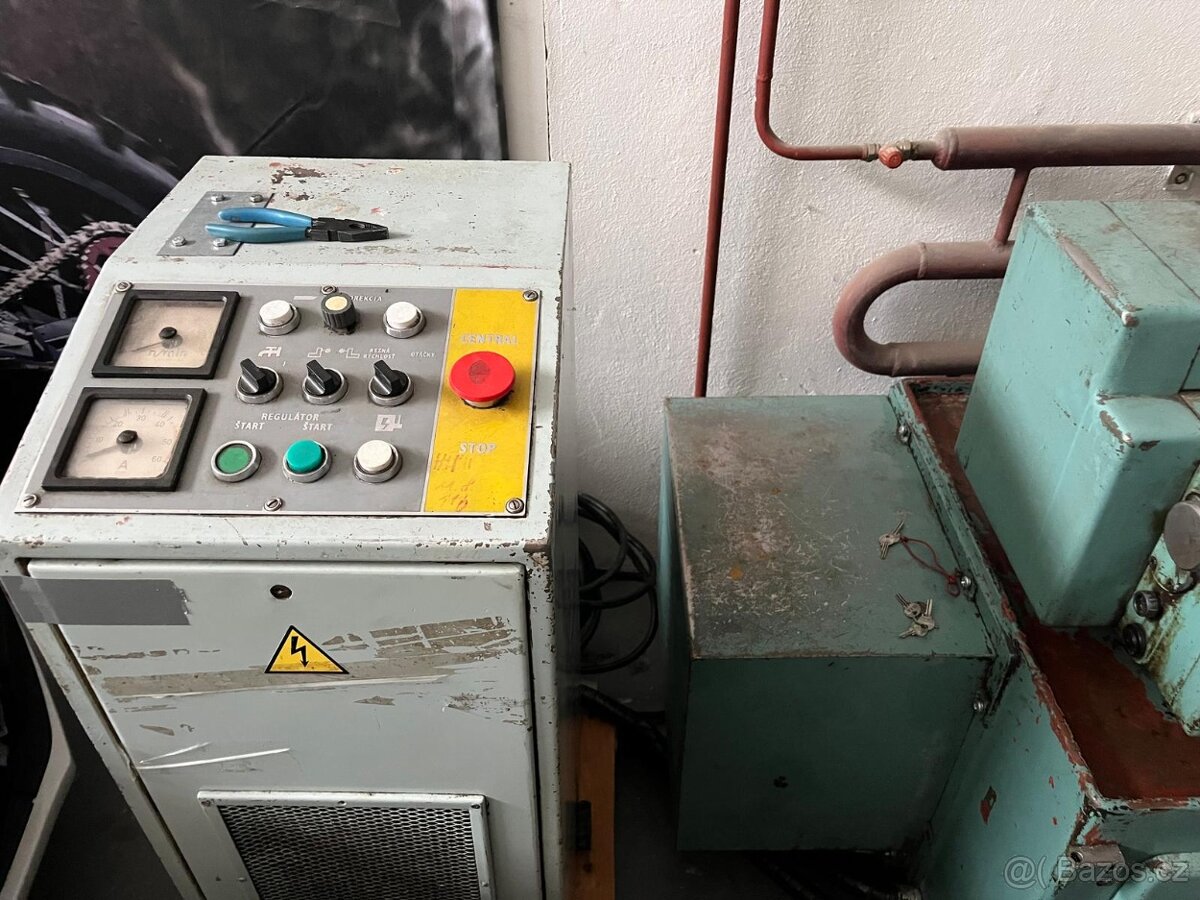 Soustruh SV18-RD s plynulou regulací - 5