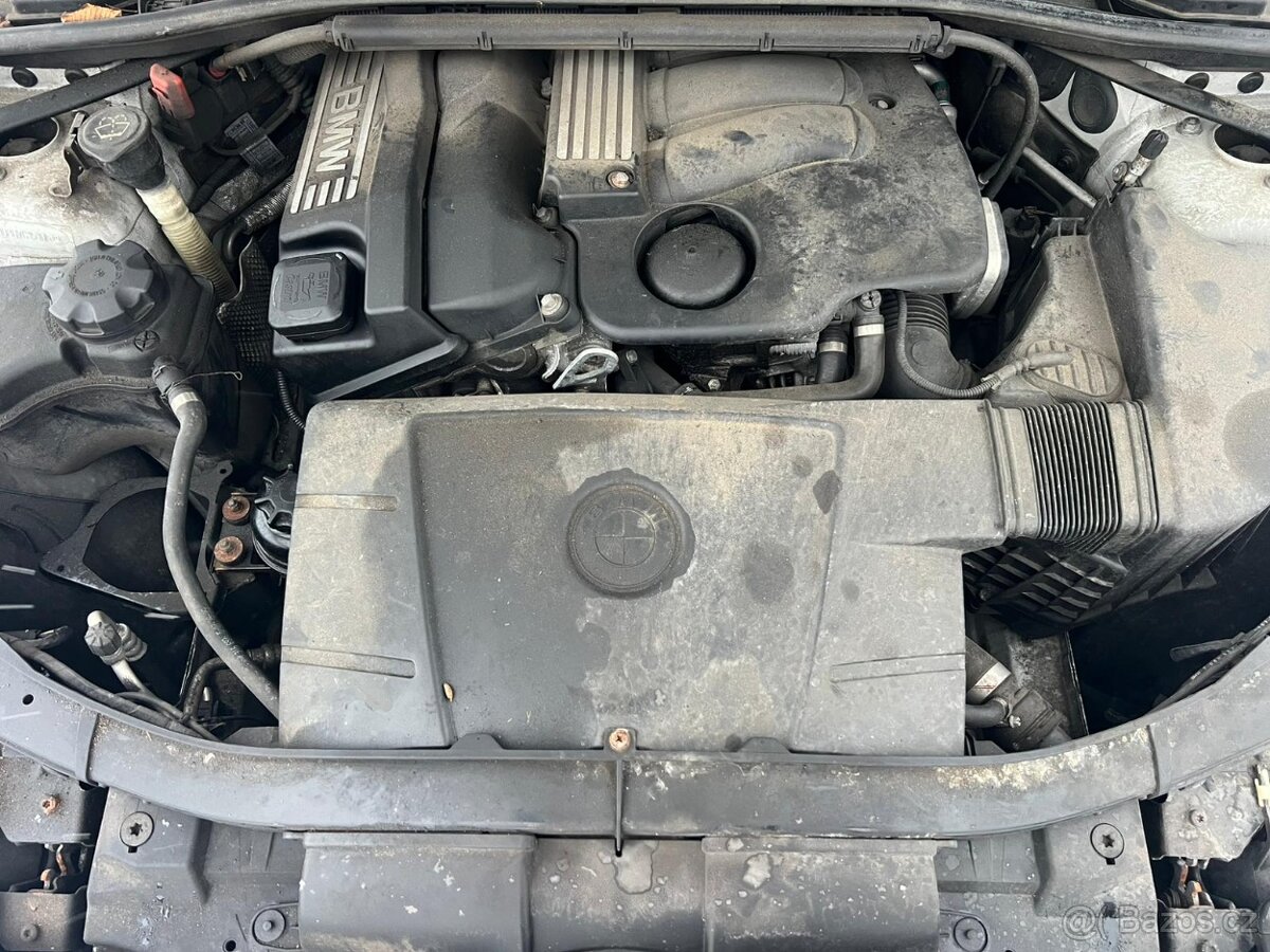 BMW e90 318i N46B20B titansilber - 5