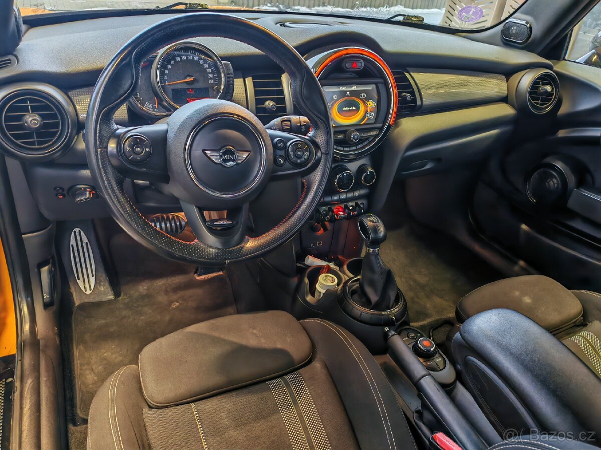 Mini Cooper 2015, automat. JCW edition. Extra výbava - 5