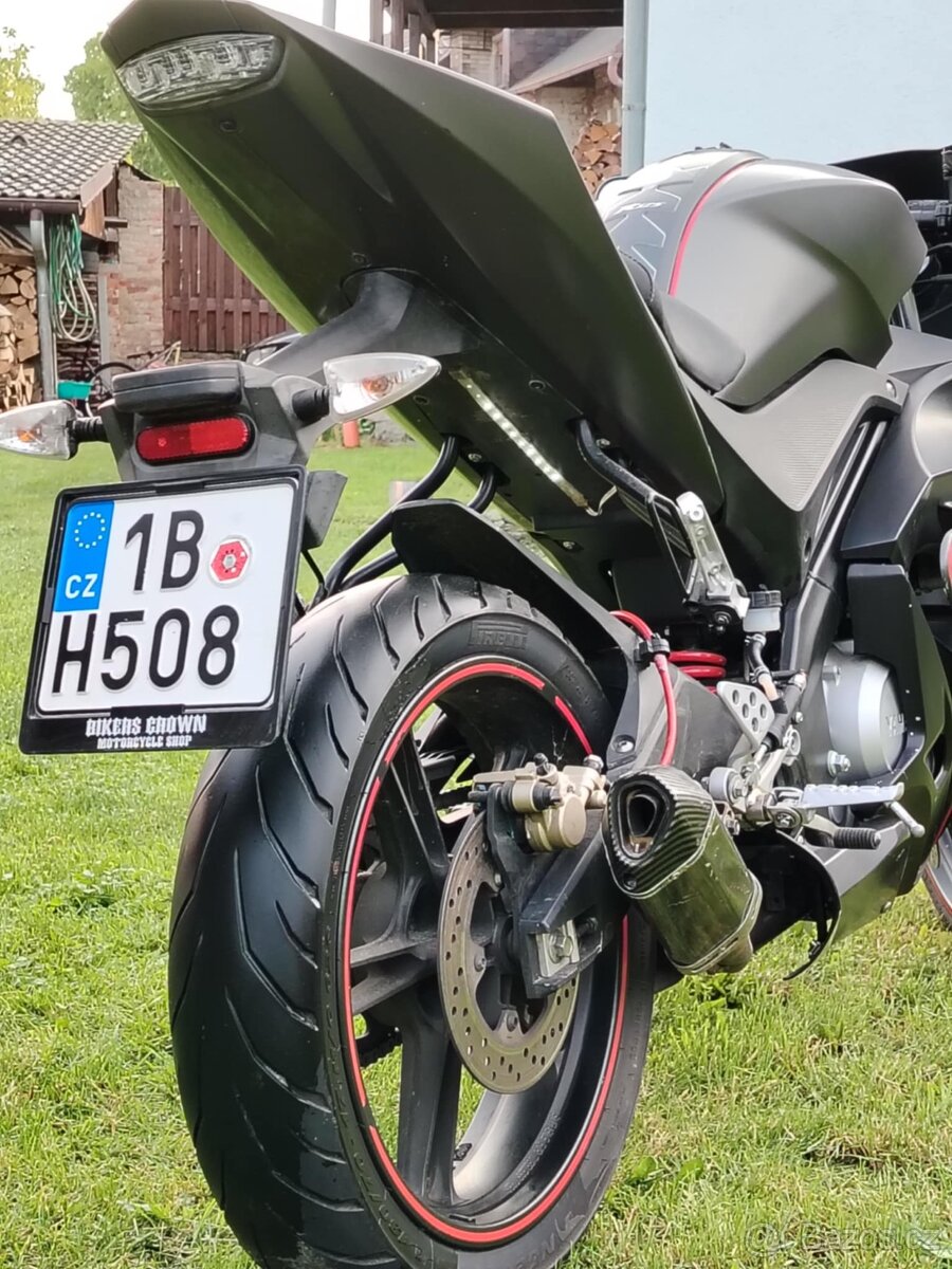 Yamaha yzf-r