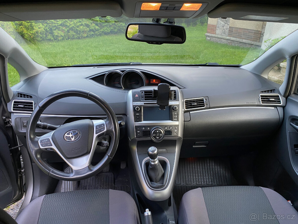 Toyota Verso 1.6 D-4D - 5