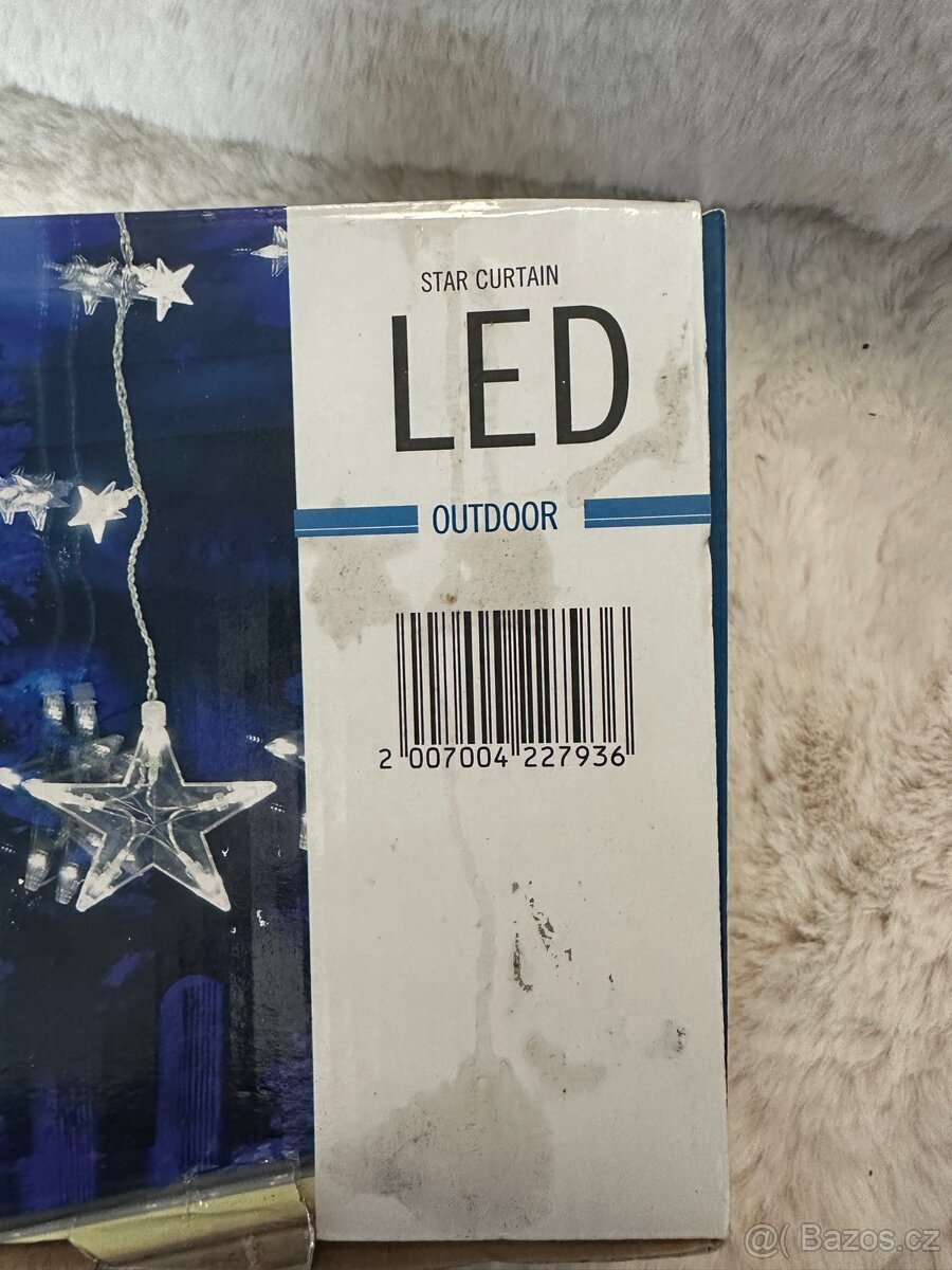 Světelná dekorace do okna – hvězdičky (na zásuvku) - 5