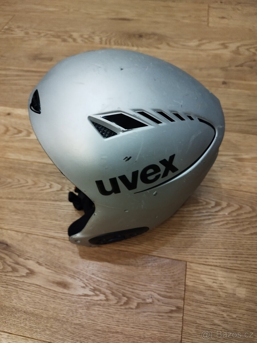 Prodám dětskou lyžařskou helmu - 5