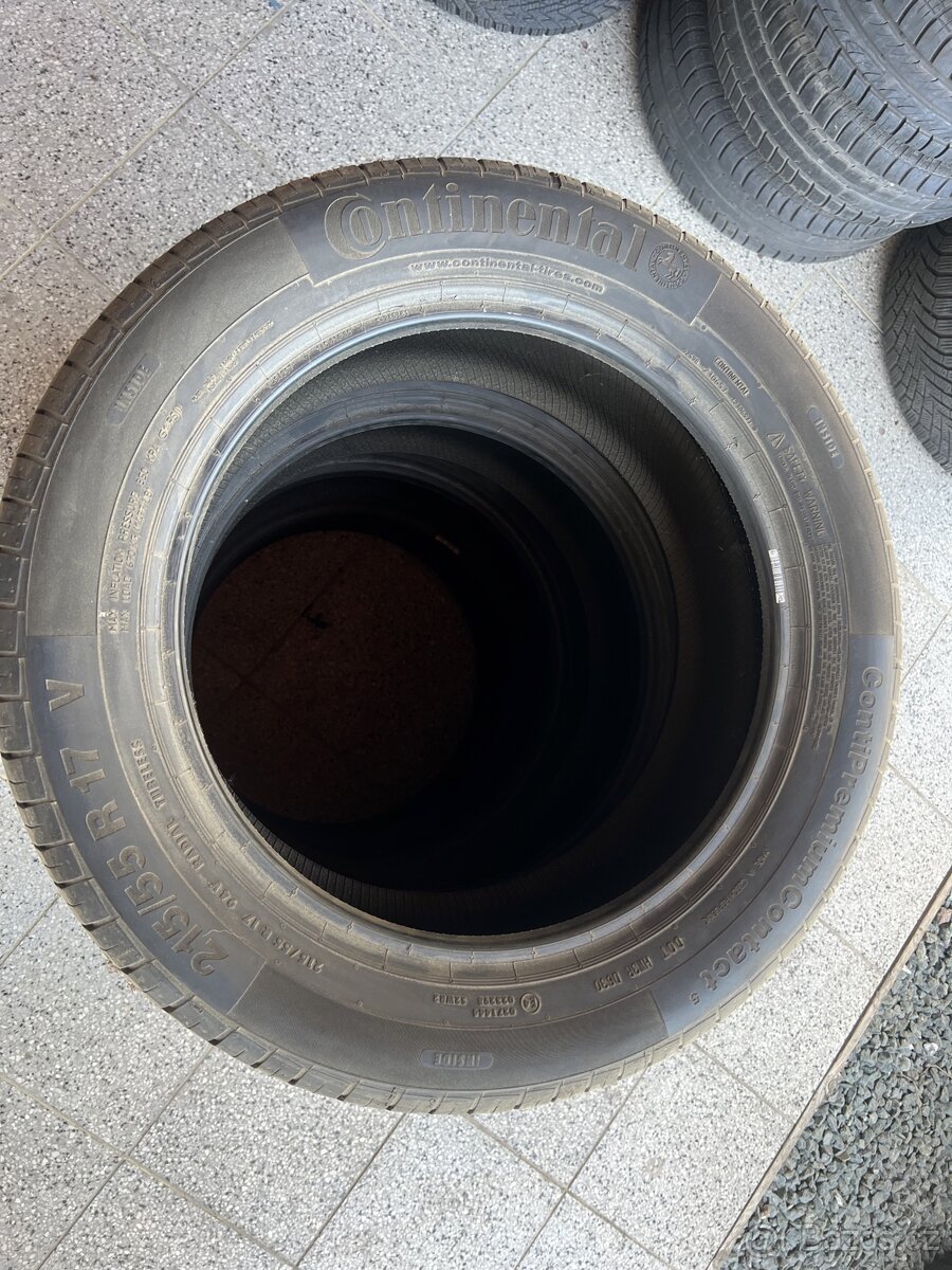 Prodám letní 4ks 215/55R17 Continetal - 5