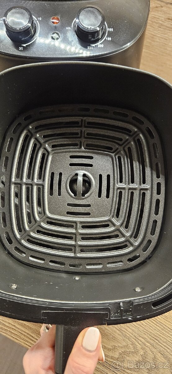 Horkovzdušná fritéza - 5