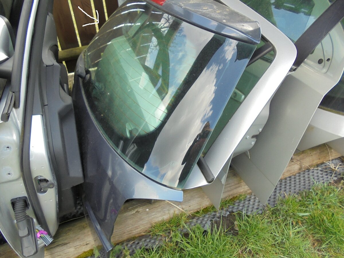 Opel astra H, rok 2009 přední maska nová - 5