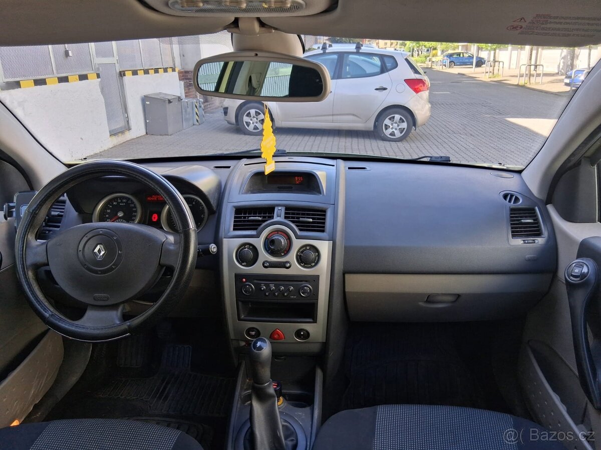 Renault Megane - 5