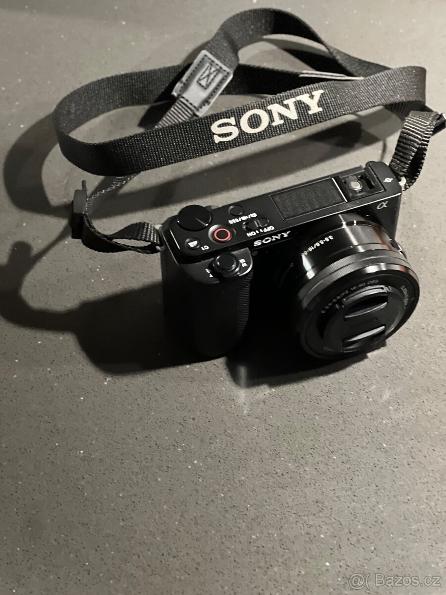 Sony zv-e 10+16-50 mm - 5