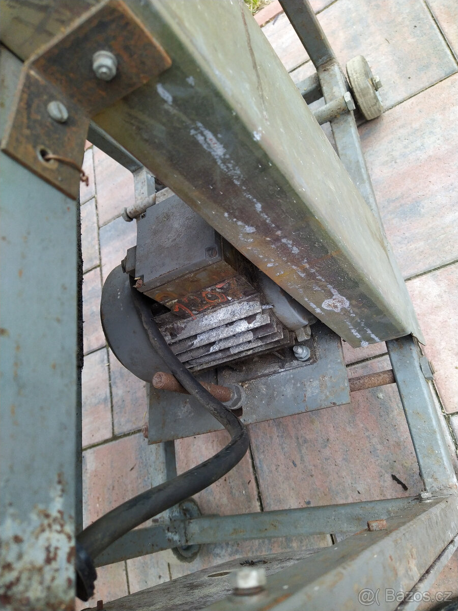 Hoblovka s protahem - domácí výroba - Levně - 5