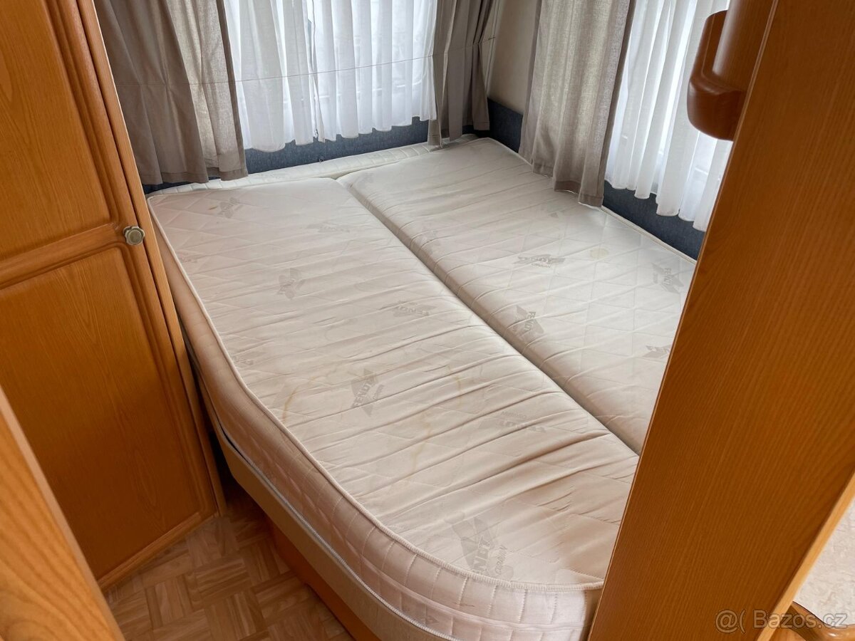 Fendt Platin 510, 4 osoby, sprcha, bojler, fr.postel - 5