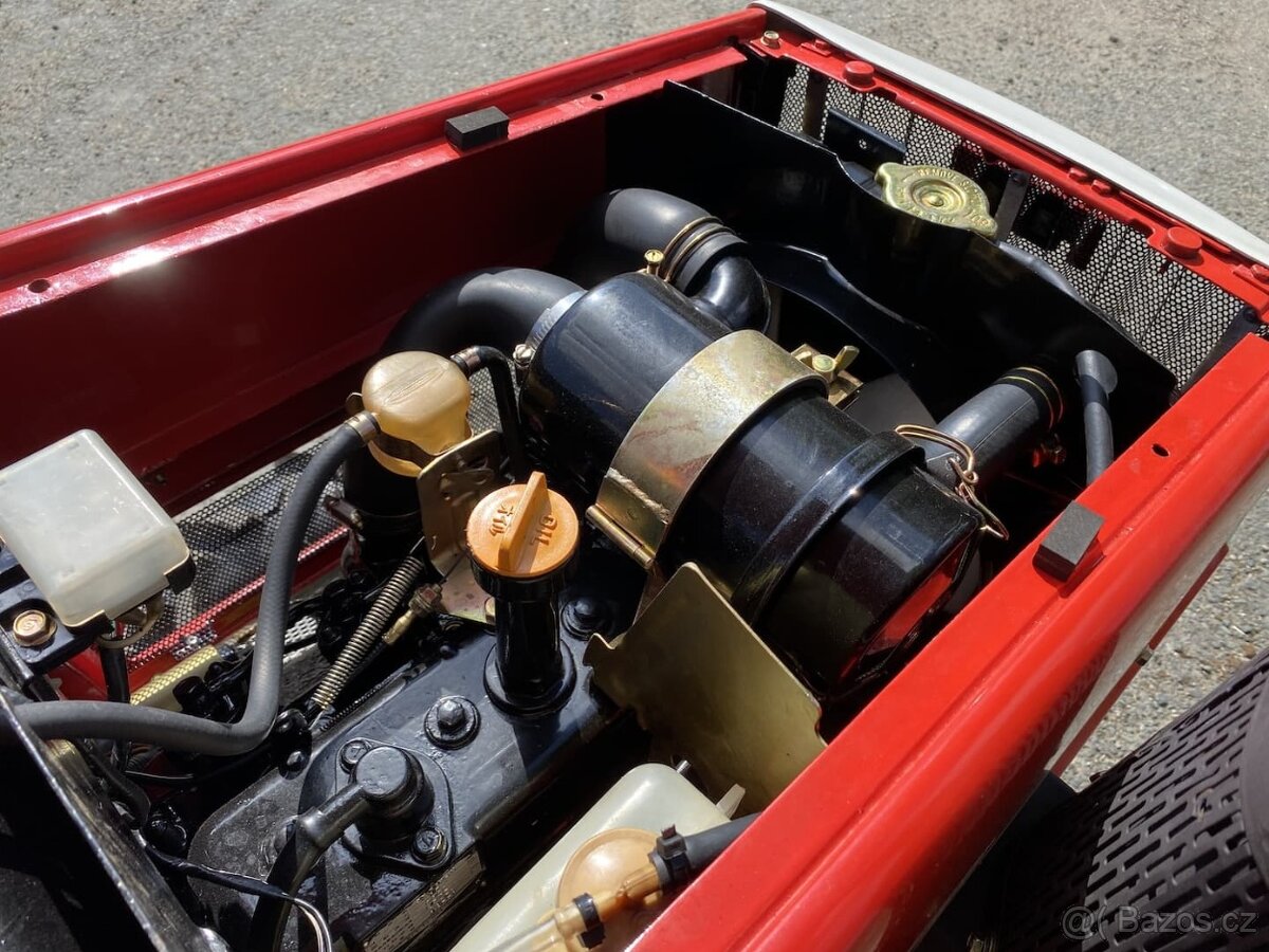 Malotraktor Yanmar F15D, profesionální repas - 5