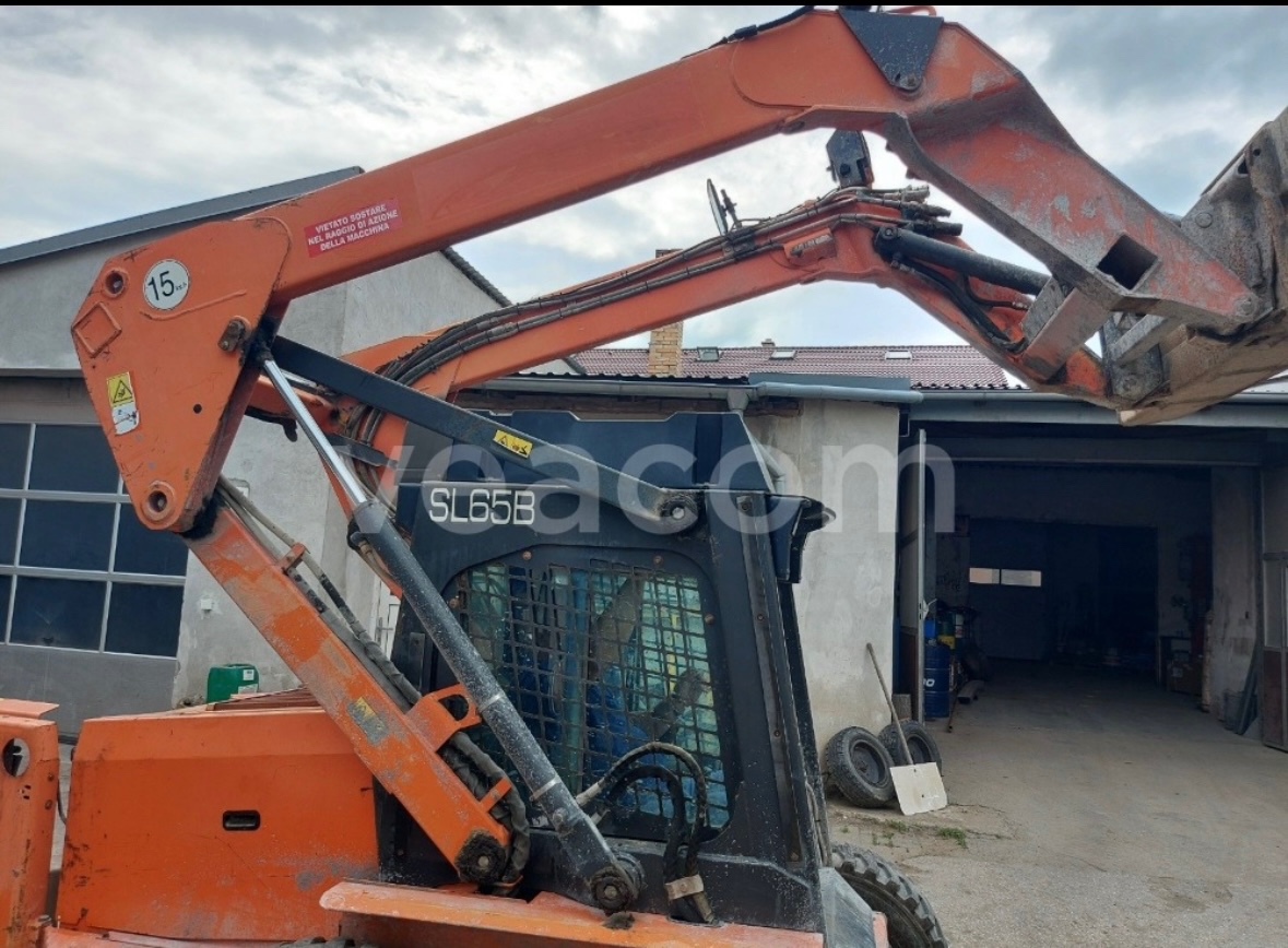 Čelní nakladač Kobelco SL 65 - 5