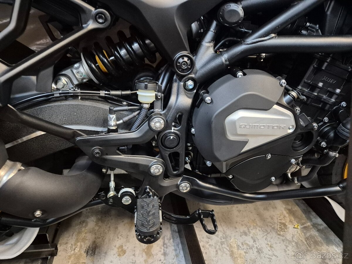 Qj motor SRT 800 sx - 5