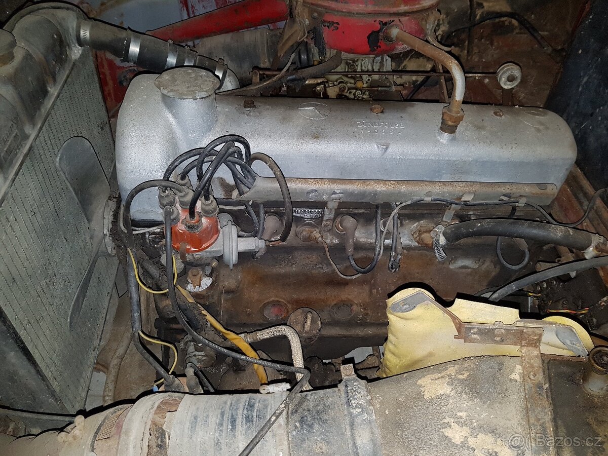 Mercedes W105-219 2x - 5