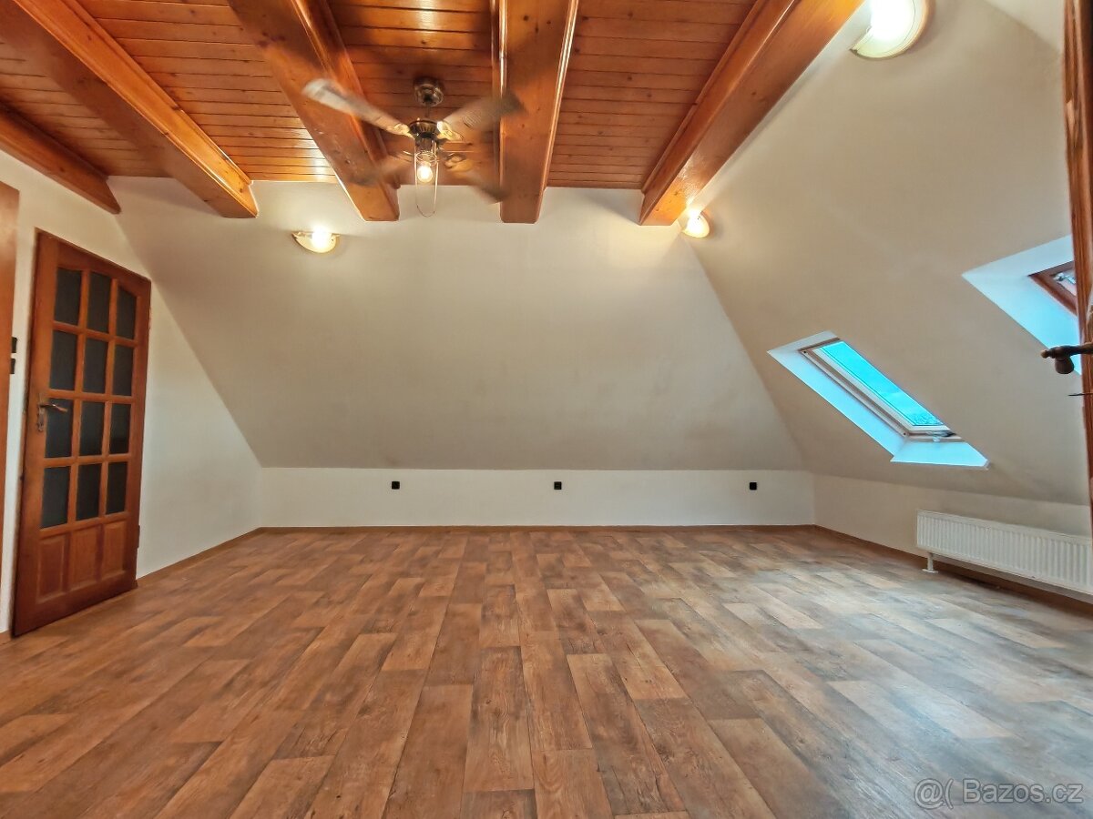 Pronájem bytu 1+1, zahrada, balkon, parkování, Václavovice - 5