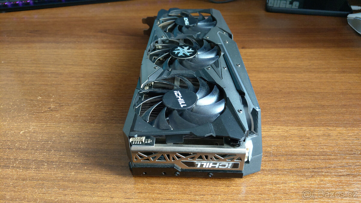 INNO3D GeForce RTX 3070 ICHILL X4 - 5