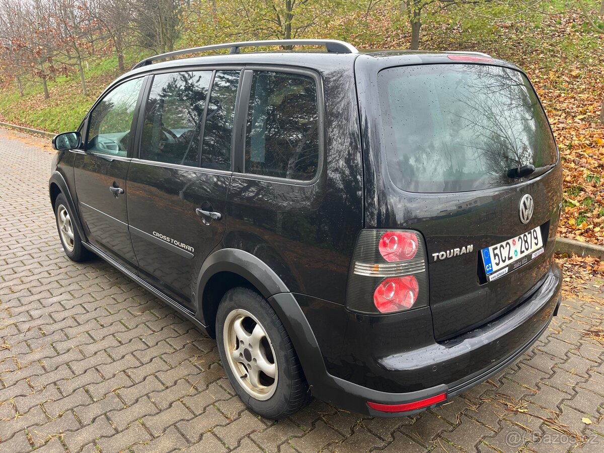 VW Touran Cross 1.9 TDI - díly z vozu - 5