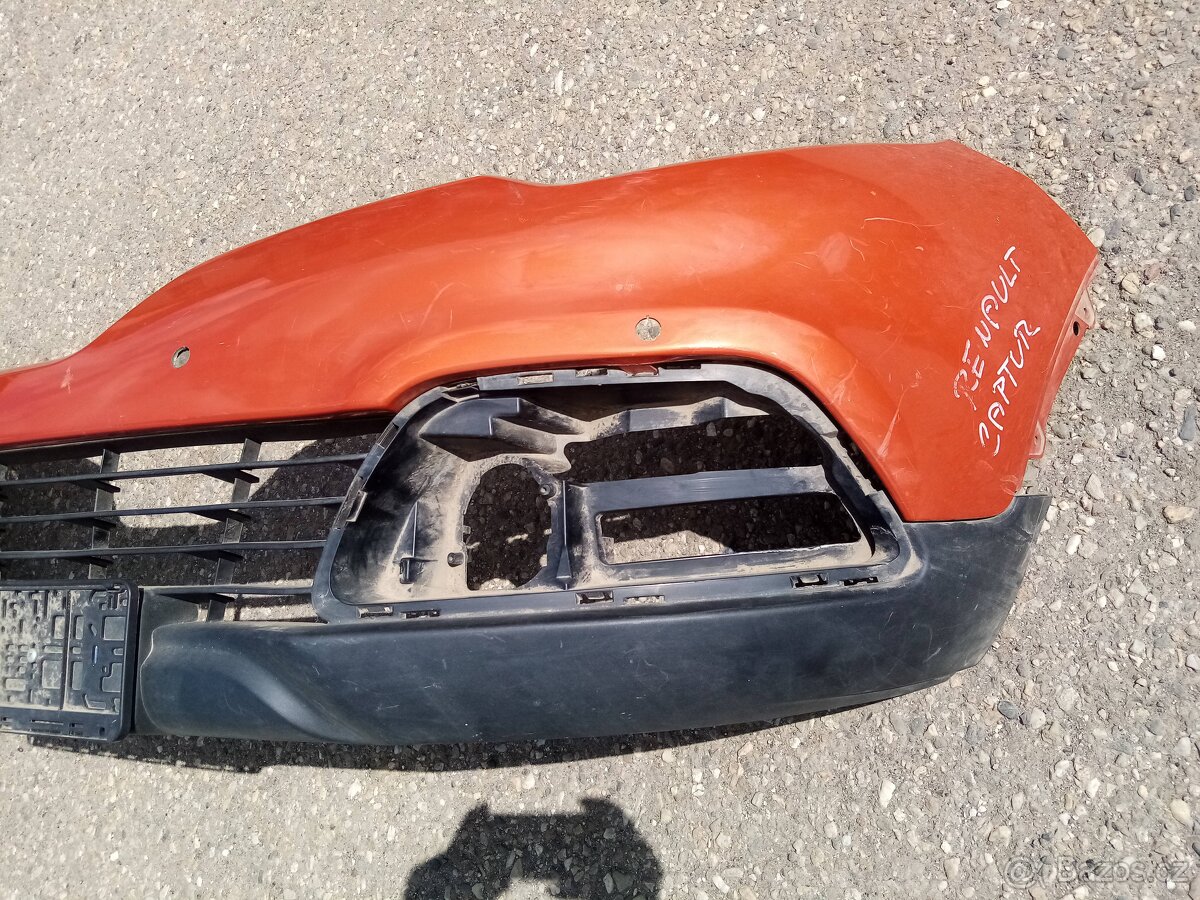 Renault Captur - přední nárazník ( 620221421R ) - 5