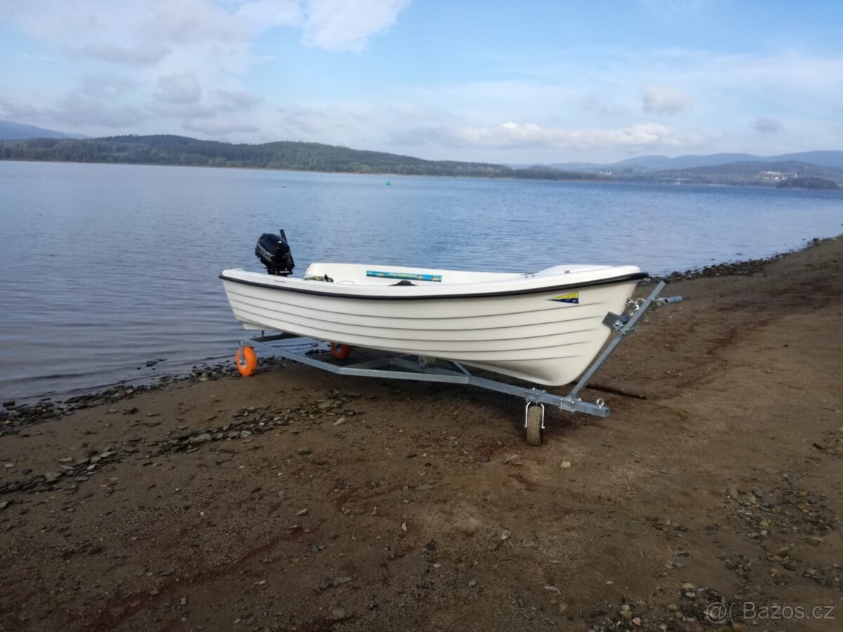 Motorový člun, loď Any 400 - 5