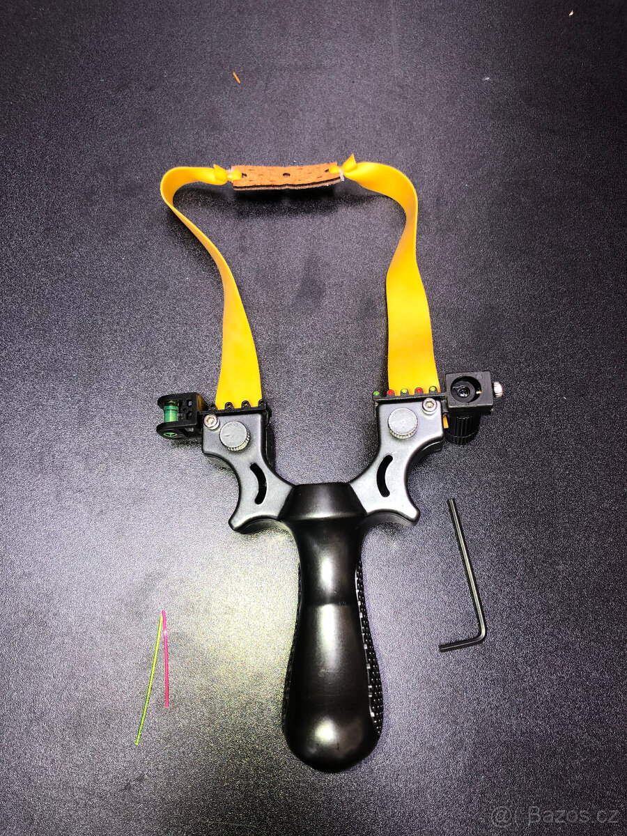 Lovecký prak s laserem - 5